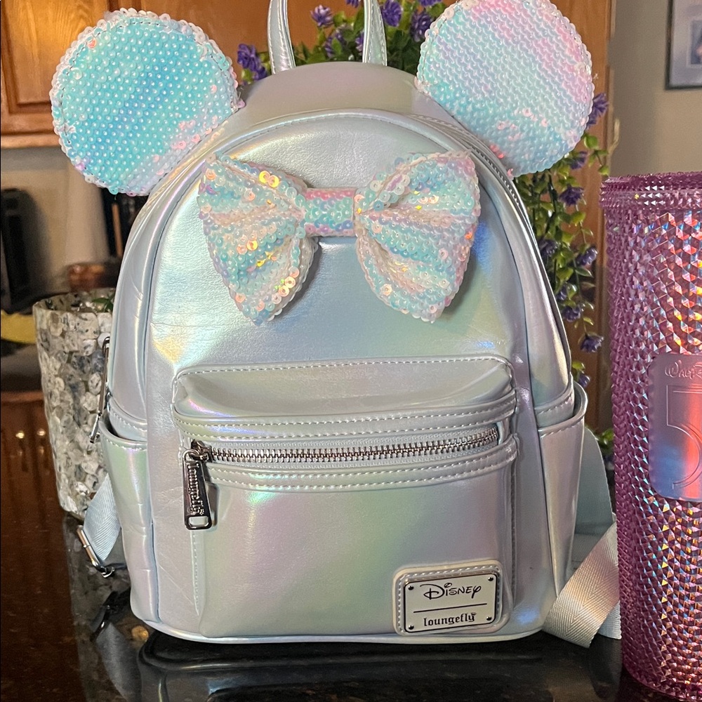 Disney Iridescent sequin Loungefly Minnie Mouse Backpack w/ Disney World Cup - Picture 3 of 10